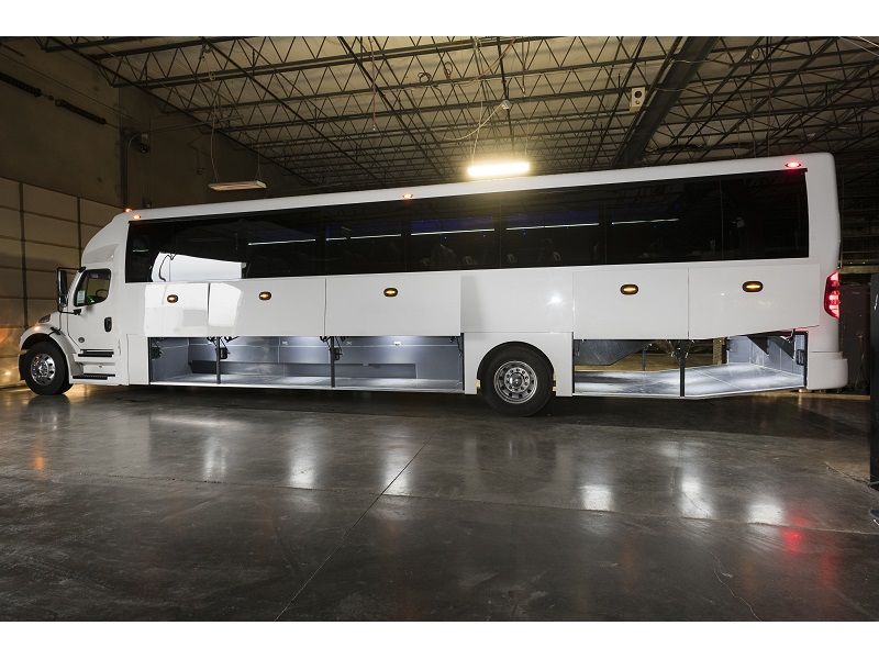 51 Passenger Super Coach Bus