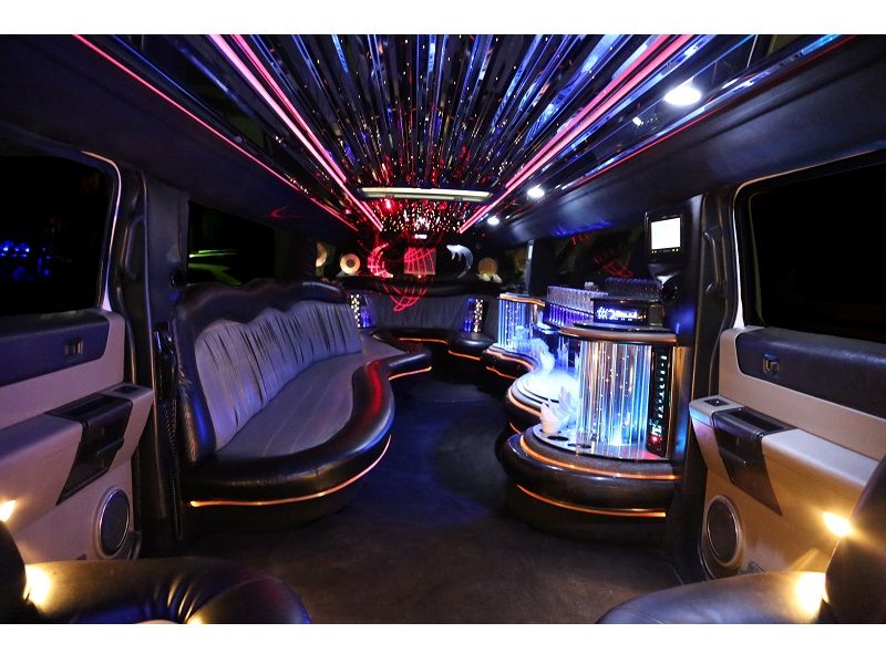 Hummer Stretch White Limousine