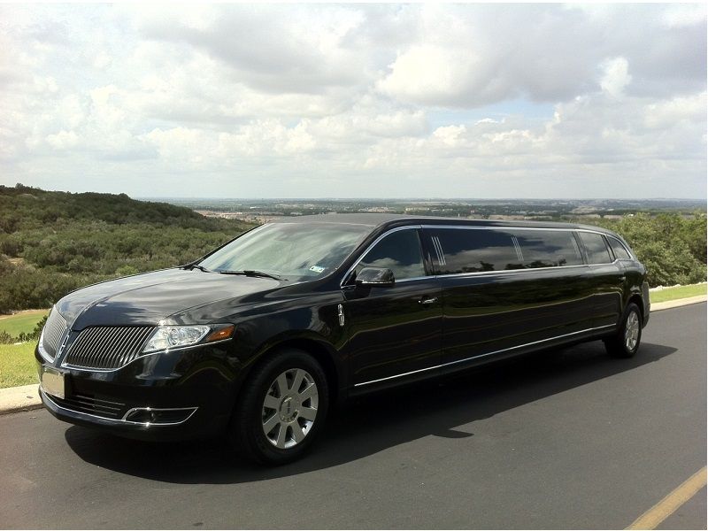 Lincoln MKT Stretch Limousine Black
