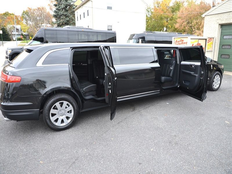 Lincoln MKT Stretch Limousine Black